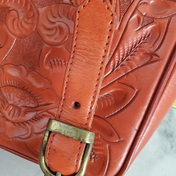 Hand Tooled Burnt Orange Leather Mexico - Picture 15 of 16
